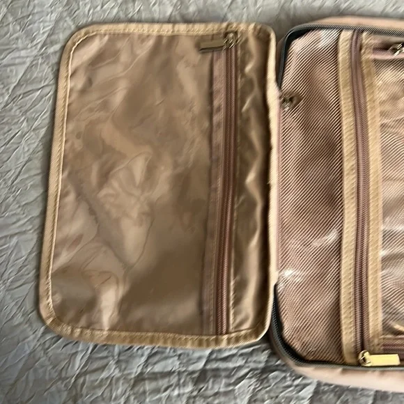 NISHEL Travel Toiletry Bag - Picture 7 of 11